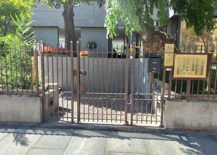 26 - Porta Nuova - Metro Marconi