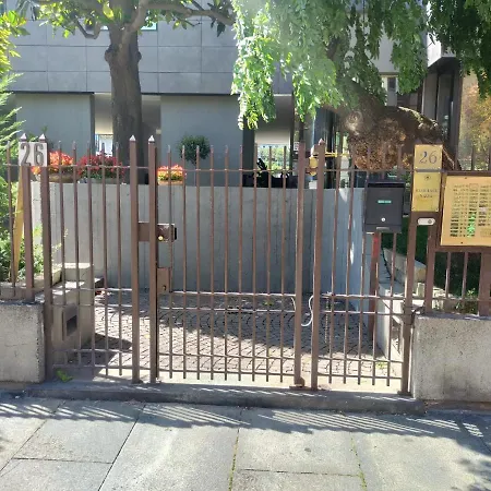 26 - Porta Nuova - Metro Marconi